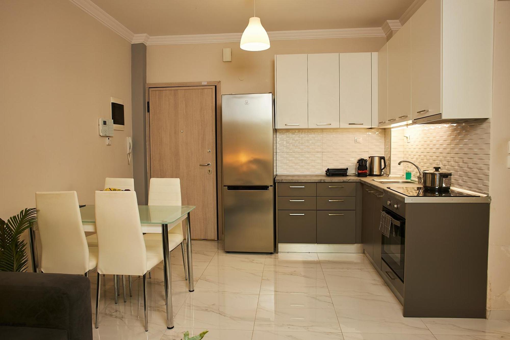 Marble Shine Apartment Near The City Center By Binobi! Thessaloníki Eksteriør billede