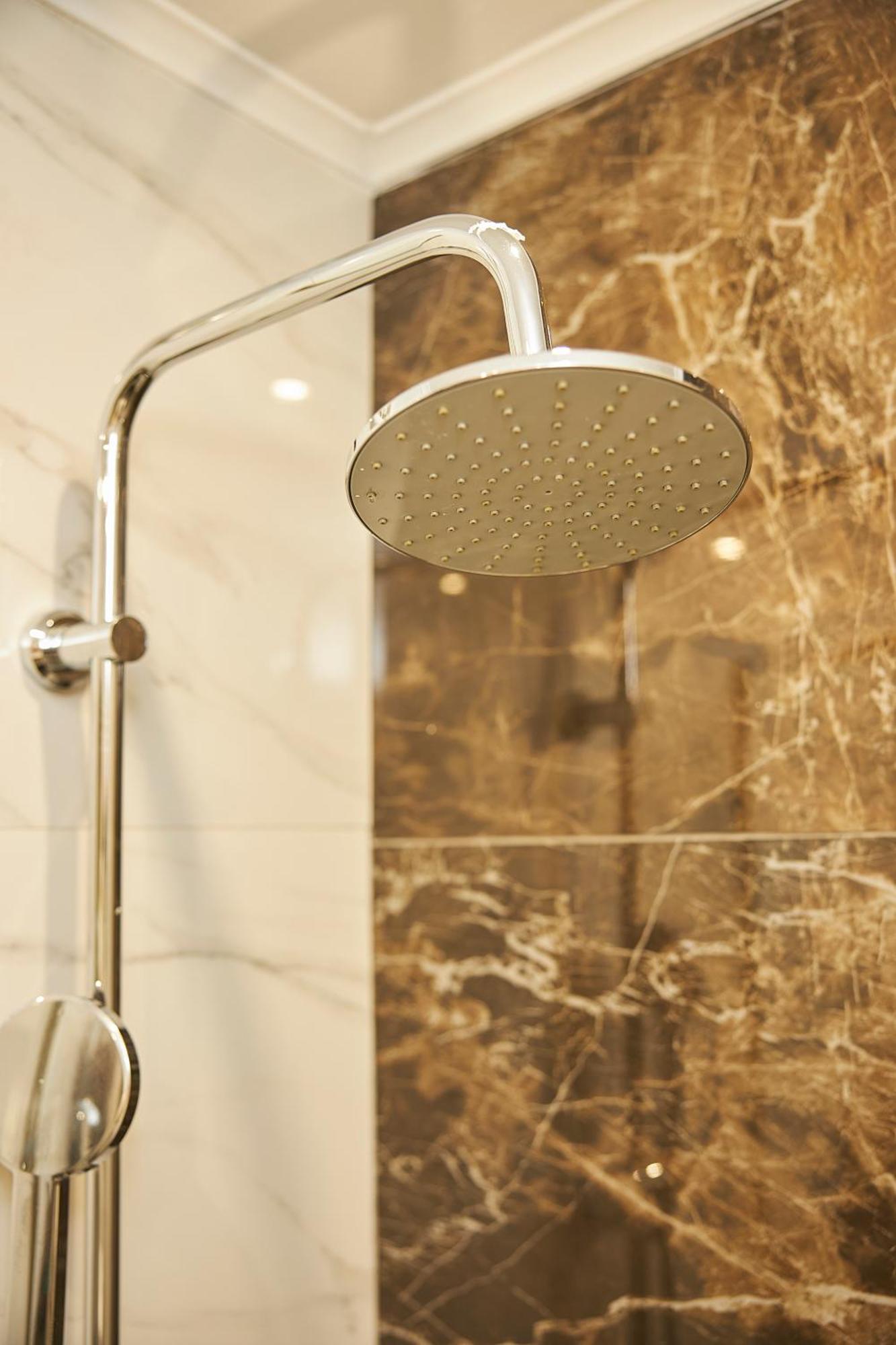 Marble Shine Apartment Near The City Center By Binobi! Thessaloníki Eksteriør billede